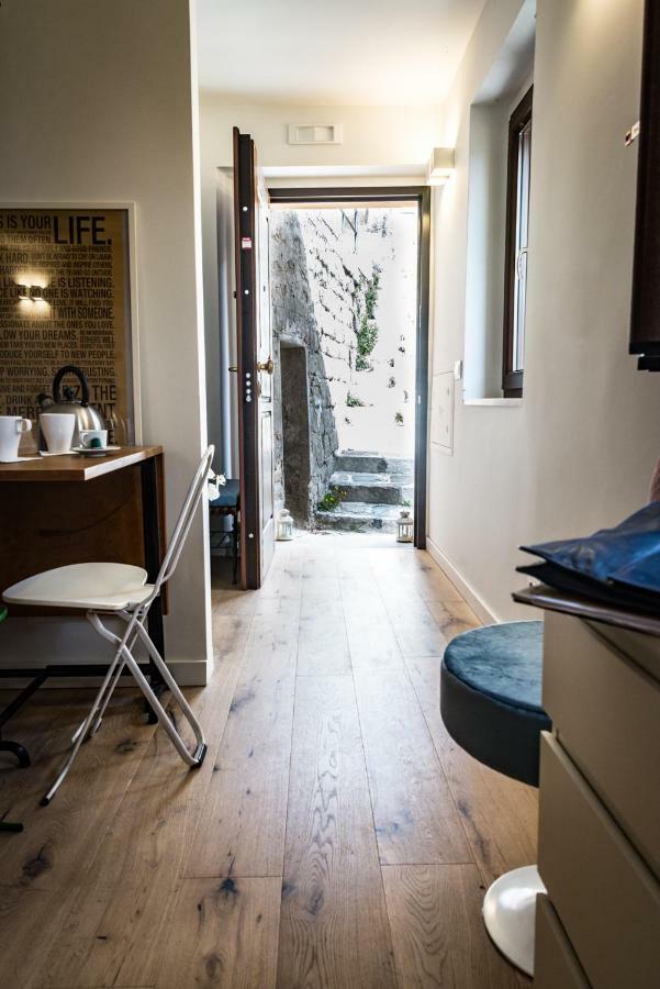 Ferienwohnung Borgo Dell'Angelo Castelmezzano Exterior foto